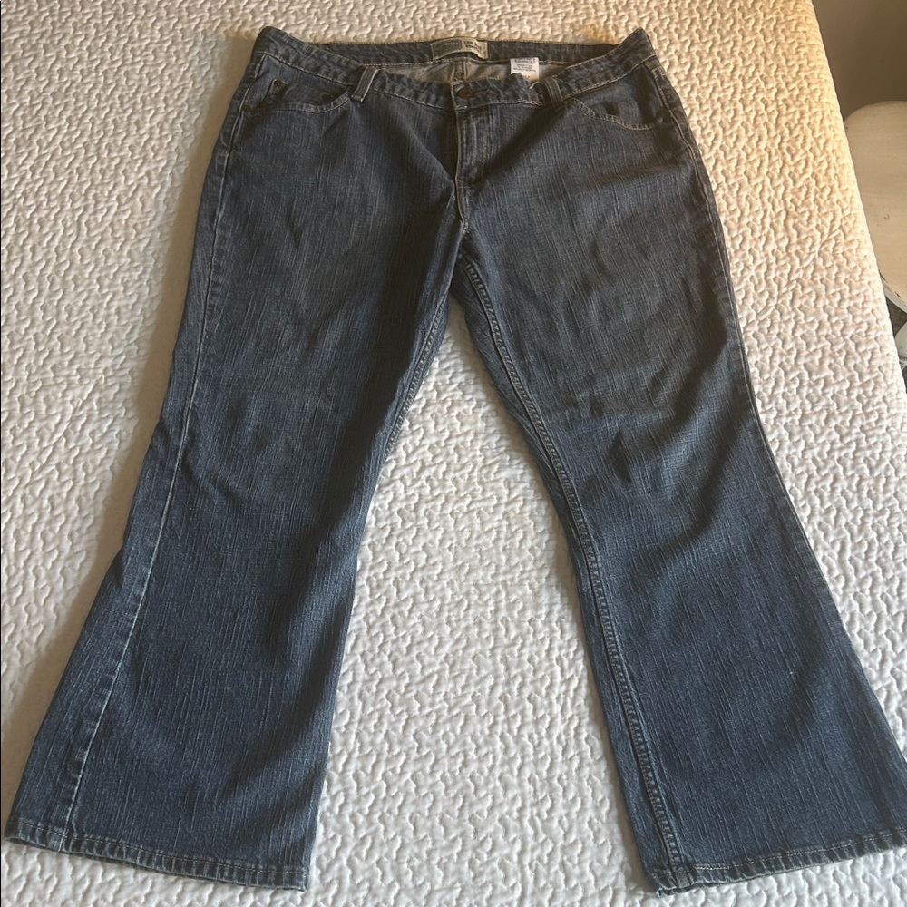Levi’s Signature Women's Dark Blue Flare Jeans - Unbranded
